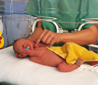 Un chupete especial ayuda a los bebés prematuros a aprender a